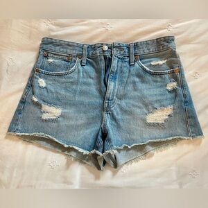 Madewell relaxed denim shorts raw hem size 28